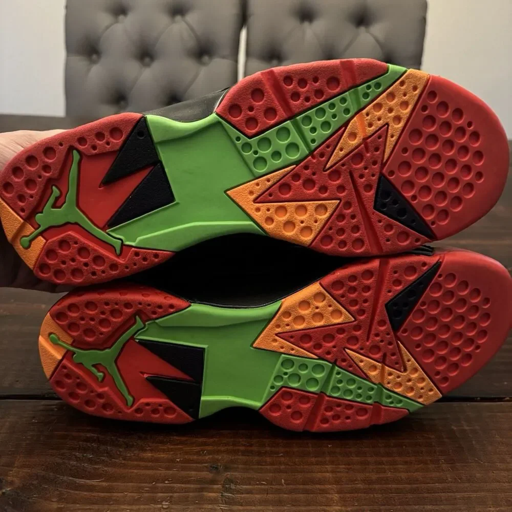 Air Jordan 7 Retro Marvin the Martian Shoes